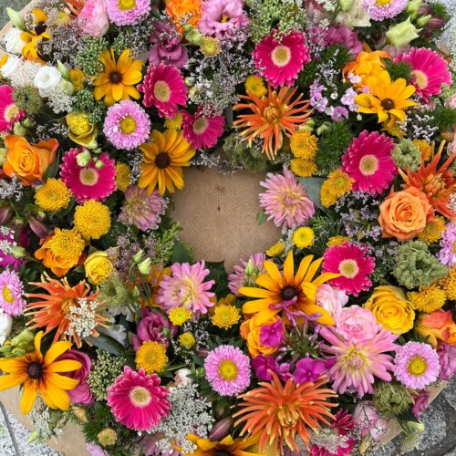 Bunter Blumenkranz